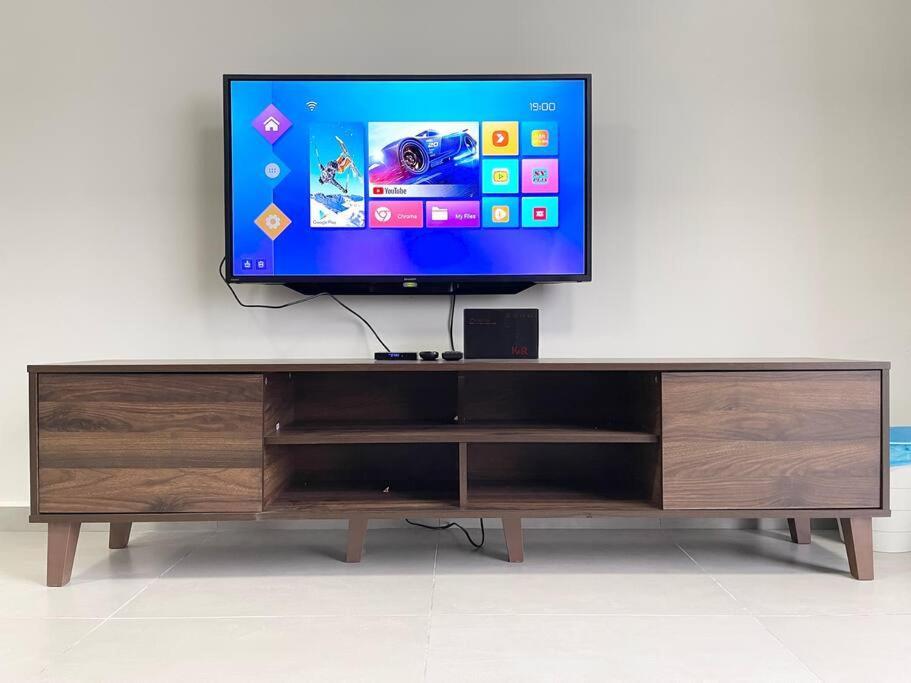Quartz Near To Jonker Walk With Infinity Pool Cozy 3B2B Apartment Malacca Bagian luar foto