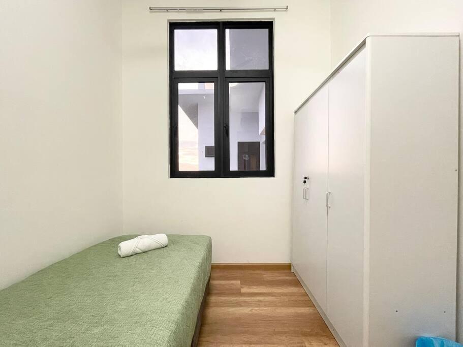 Quartz Near To Jonker Walk With Infinity Pool Cozy 3B2B Apartment Malacca Bagian luar foto