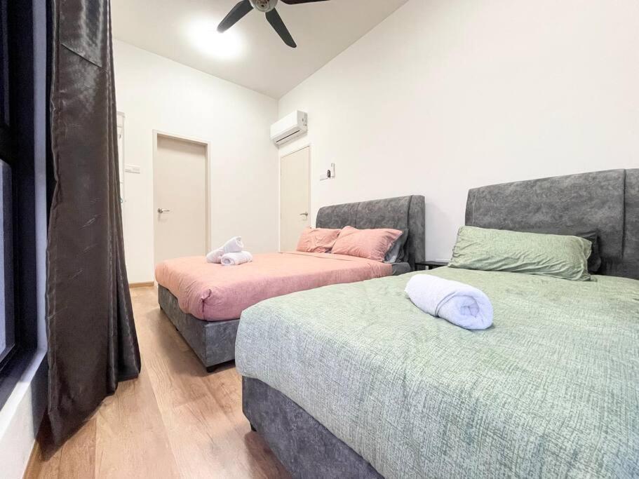 Quartz Near To Jonker Walk With Infinity Pool Cozy 3B2B Apartment Malacca Bagian luar foto