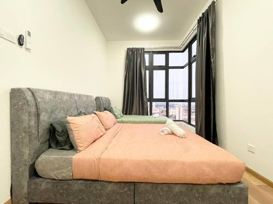 Quartz Near To Jonker Walk With Infinity Pool Cozy 3B2B Apartment Malacca Bagian luar foto